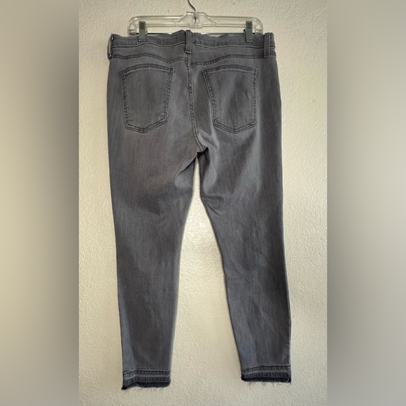 Pistola | Distressed Released Hem Skinny Jeans Gray Stretch woman size 31 - Picture 2 of 7
